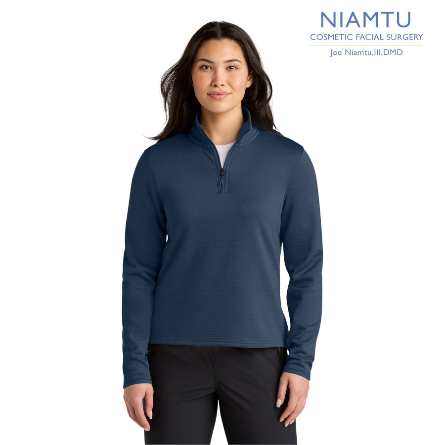 The North Face (NF0A8FQK) Women’s Aim 1/4-Zip Fleece (NIAMTU)
